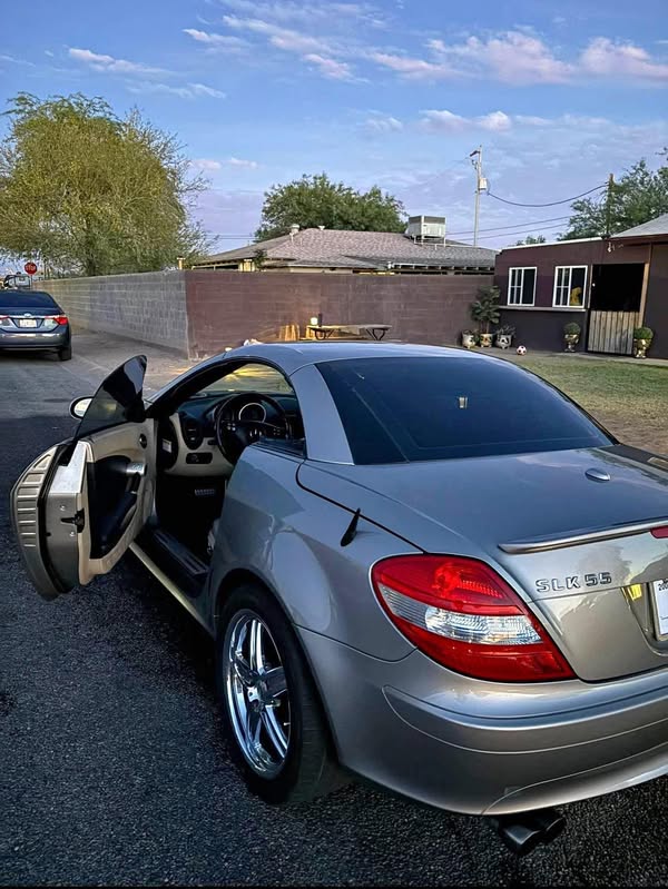 2006 Mercedes-Benz SLK-Class - SLK 350 Edition Roadster 2D