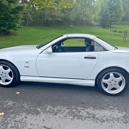 2000 Mercedes-Benz slk 230 hard top convertible