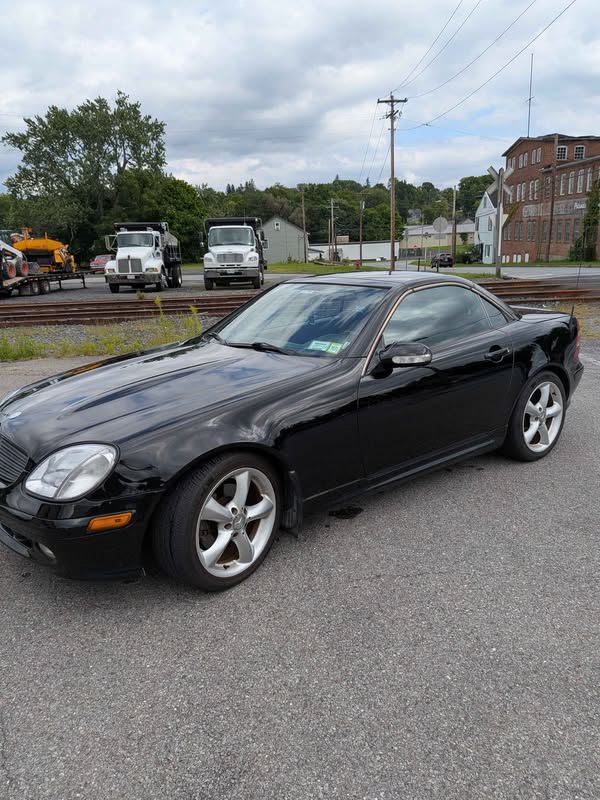 2001 Mercedes-Benz SLK-Class 320 Selling ASAP. Best Offer