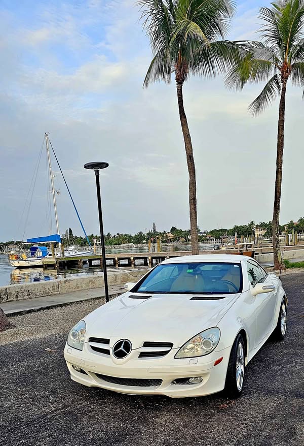 2005 Mercedes-Benz SLK-Class - SLK 350 Roadster 2D