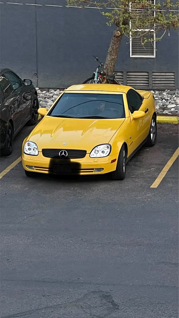 2000 Mercedes-Benz SLK-Class - SLK 320 Roadster 2D