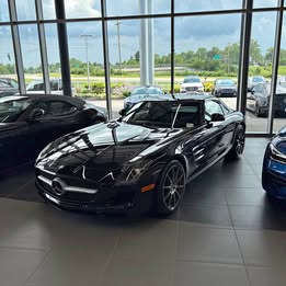 2011 Mercedes-Benz SLS-Class