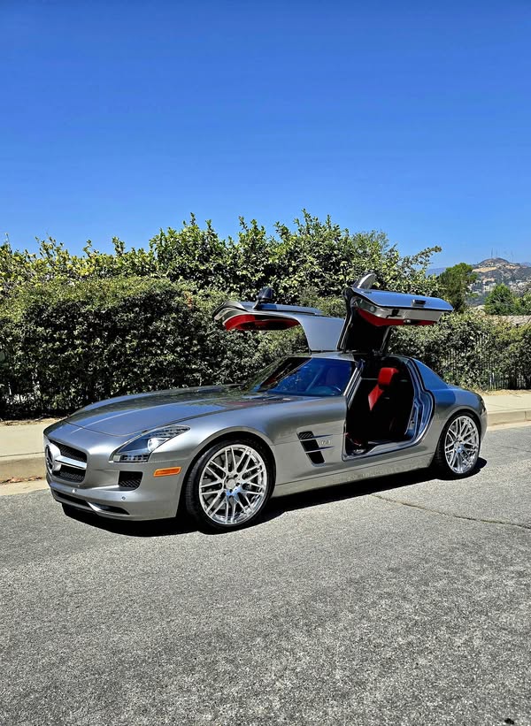 2011 Mercedes-Benz SLS-Class - Sls amg