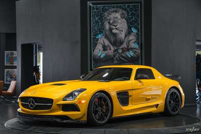 2014 Mercedes-Benz SLS AMG Black Series in Solar Beam...