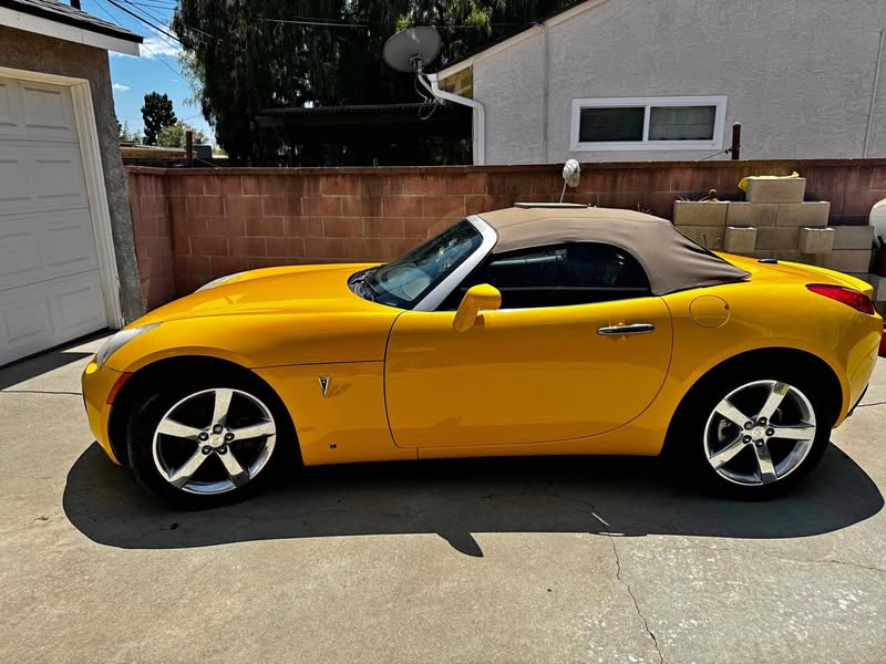 2007 Pontiac Solstice - GXP Convertible 2D