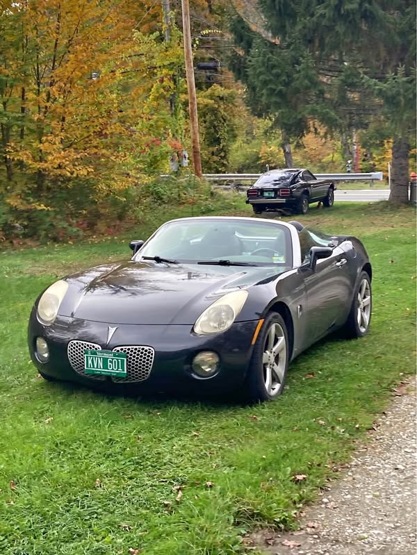 2007 Pontiac Solstice - Convertible 2D