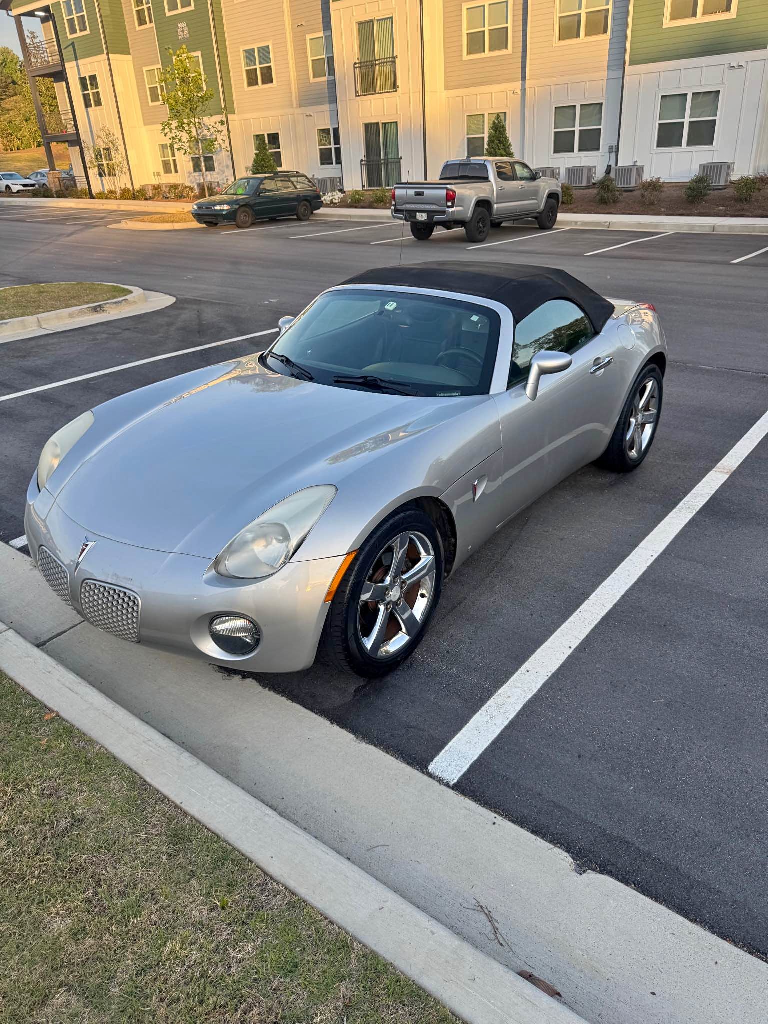 2009 Pontiac Solstice - Convertible 2D