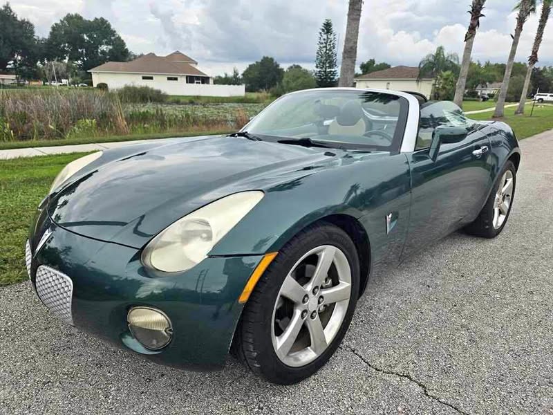 2006 Pontiac Solstice - Convertible 2D