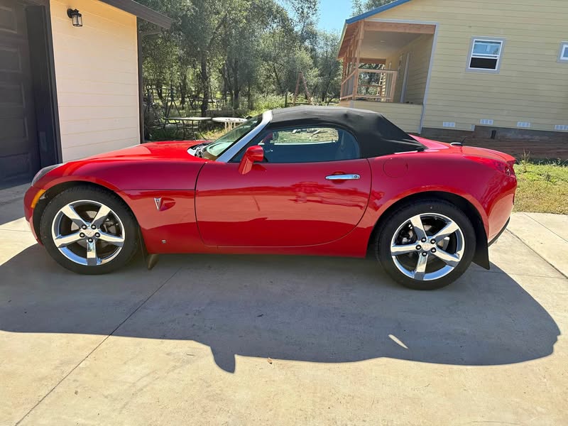 2008 Pontiac Solstice - GXP Convertible 2D