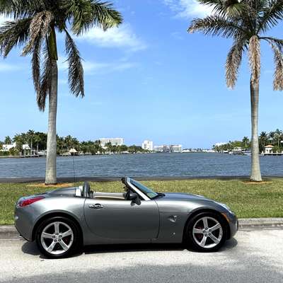 2006 Pontiac Solstice ONLY 25K MILES CLEAN CARFAX NON...