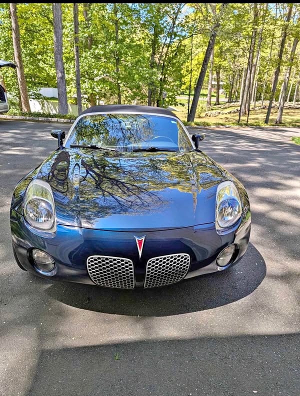 2008 Pontiac Solstice - Convertible 2D