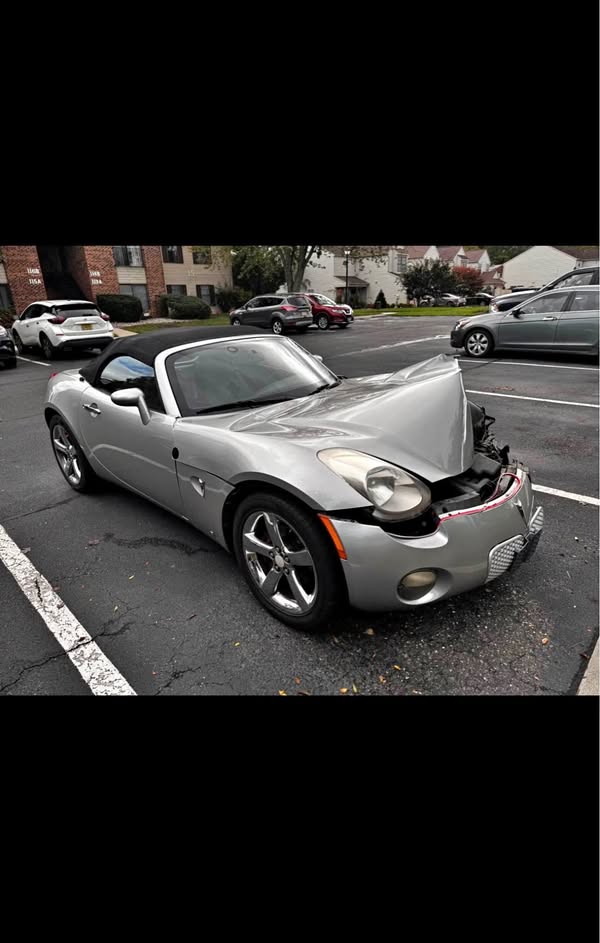 2007 Pontiac Solstice - Coupe 2D