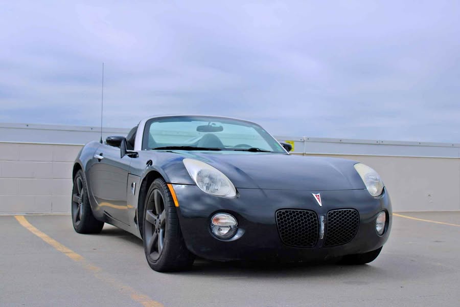 2006 Pontiac Solstice - Convertible 2D