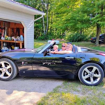 2006 Pontiac Solstice - Convertible 2D