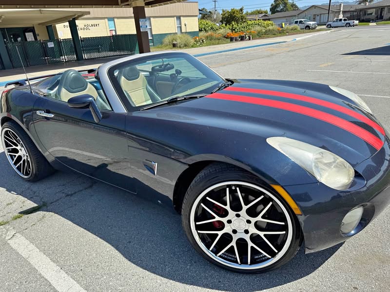 2007 Pontiac Solstice - Convertible 2D