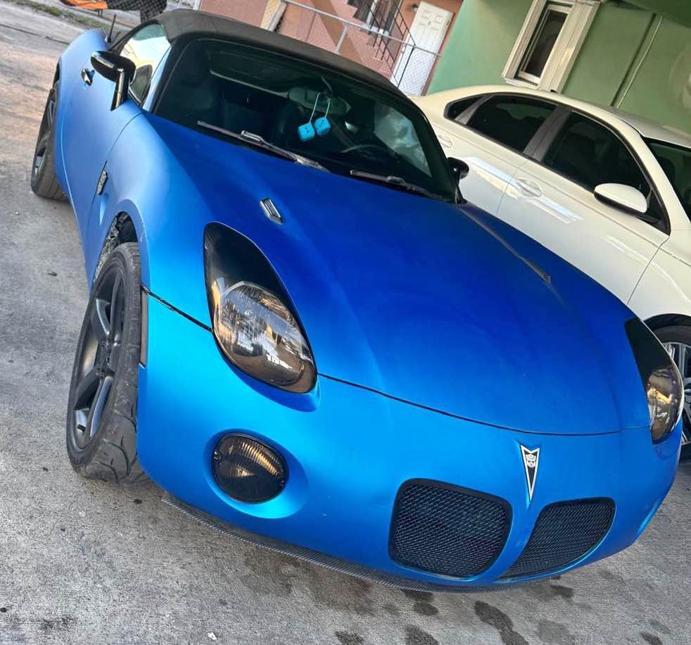 2008 Pontiac Solstice - Convertible 2D