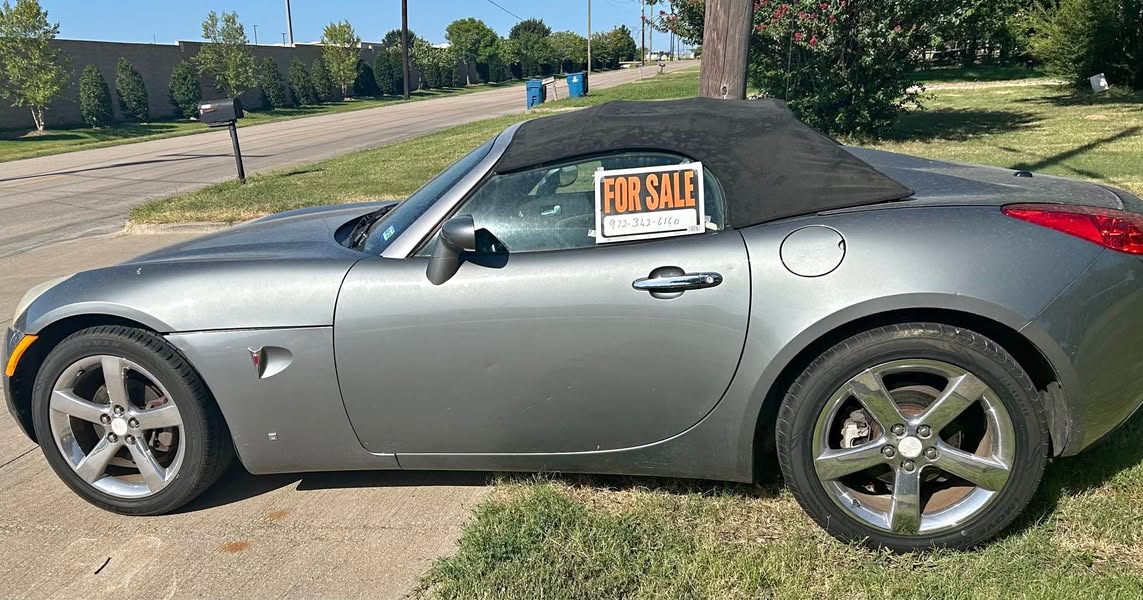 2006 Pontiac Solstice - Coupe 2D