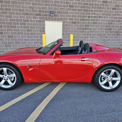 2007 Pontiac Solstice - Convertible 2D