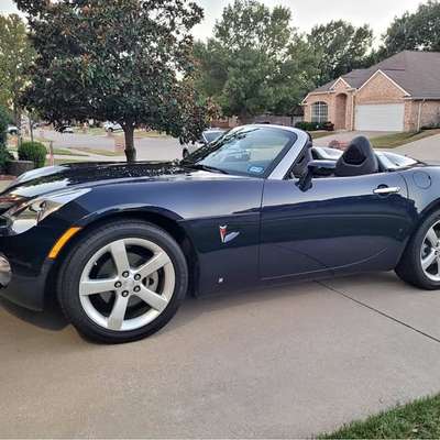 2008 Pontiac Solstice - Convertible 2 Door