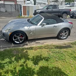 2008 Pontiac Solstice - GXP Convertible 2D