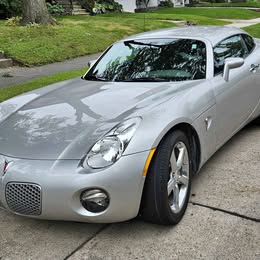 2009 Pontiac Solstice - Coupe 2D