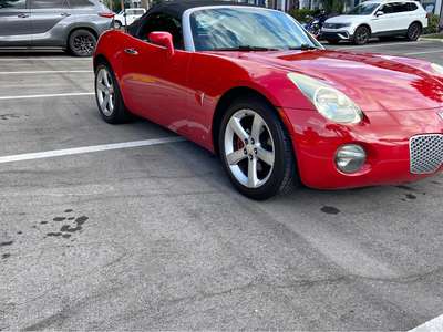 2006 Pontiac Solstice - Convertible 2D