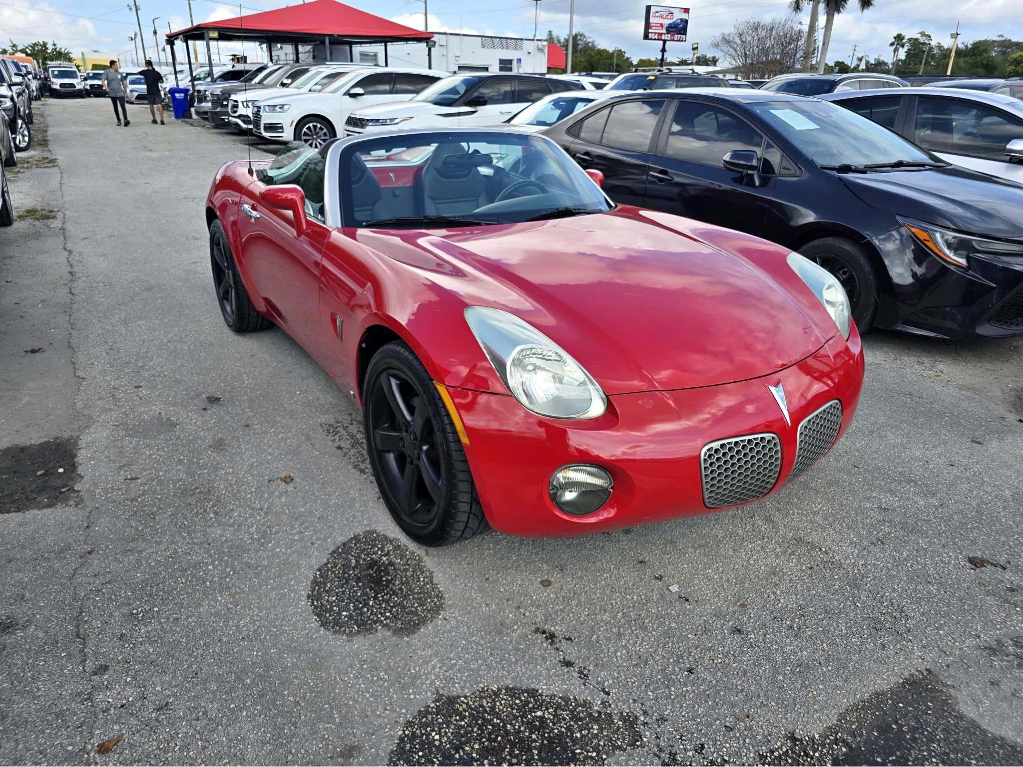 2007 Pontiac Solstice - Convertible 2D