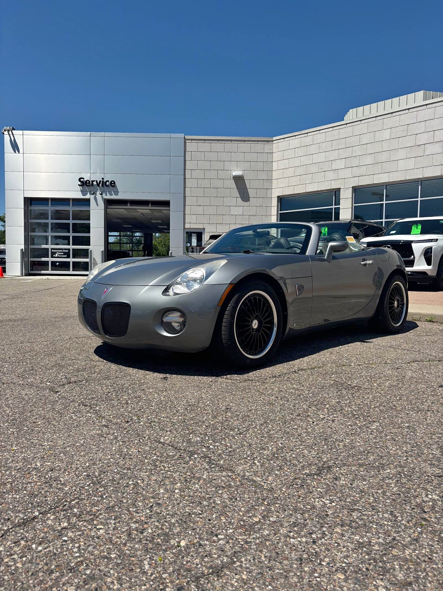 2006 Pontiac Solstice - BASE