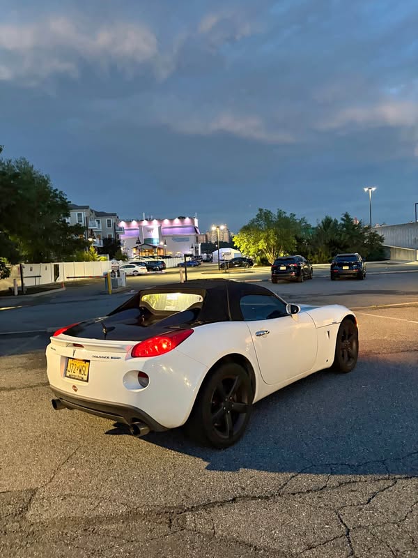 2008 Pontiac Solstice - GXP Convertible 2D