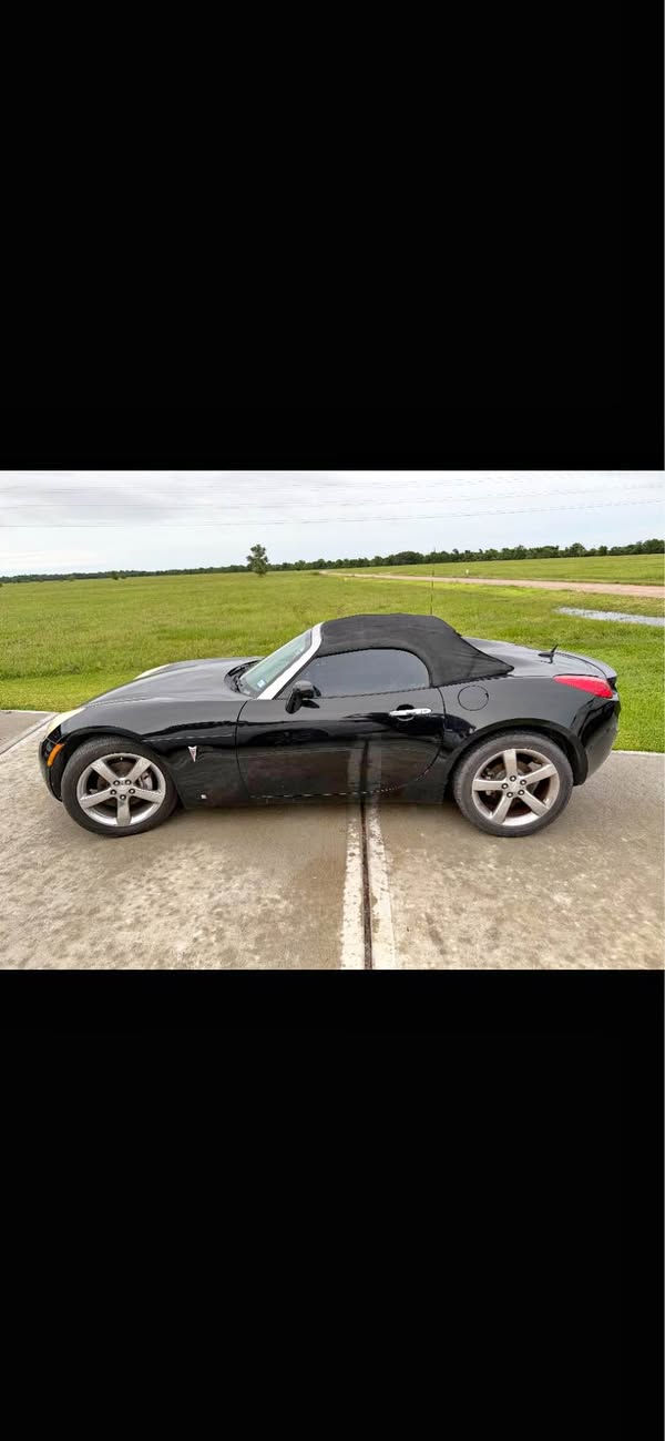 2008 Pontiac Solstice - Convertible 2D