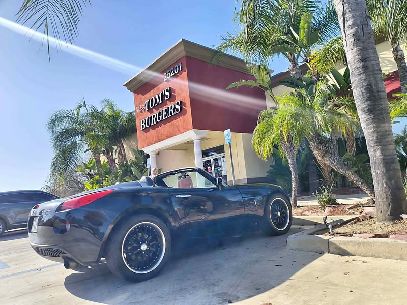 2006 Pontiac Solstice - Convertible 2D