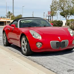 2007 Pontiac Solstice Convertible 2D