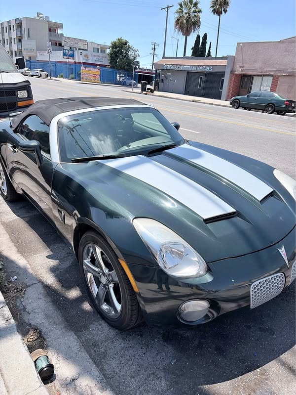 2007 Pontiac Solstice - Convertible 2D