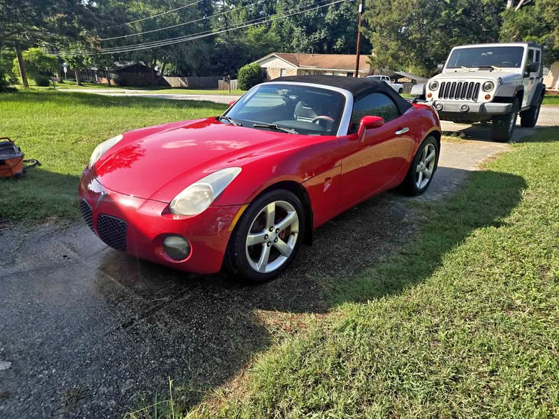 2006 Pontiac Solstice - Convertible 2D