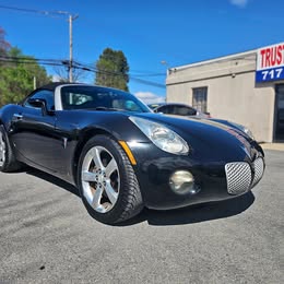 2009 Pontiac Solstice (49k miles, 5 speed)