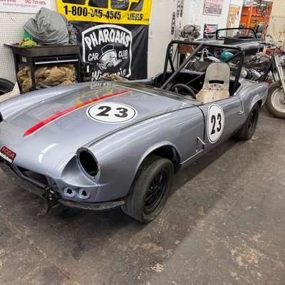1967 Triumph spitfire - Motorcycle \/ Boat trades