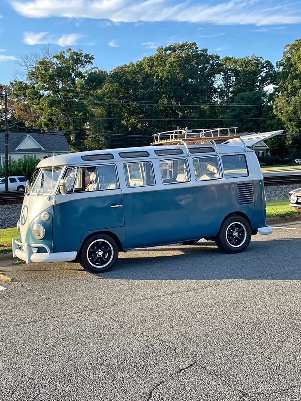 1965 Volkswagen bus