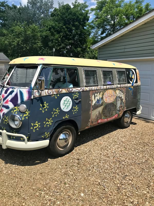 1967 Volkswagen type 2 bus