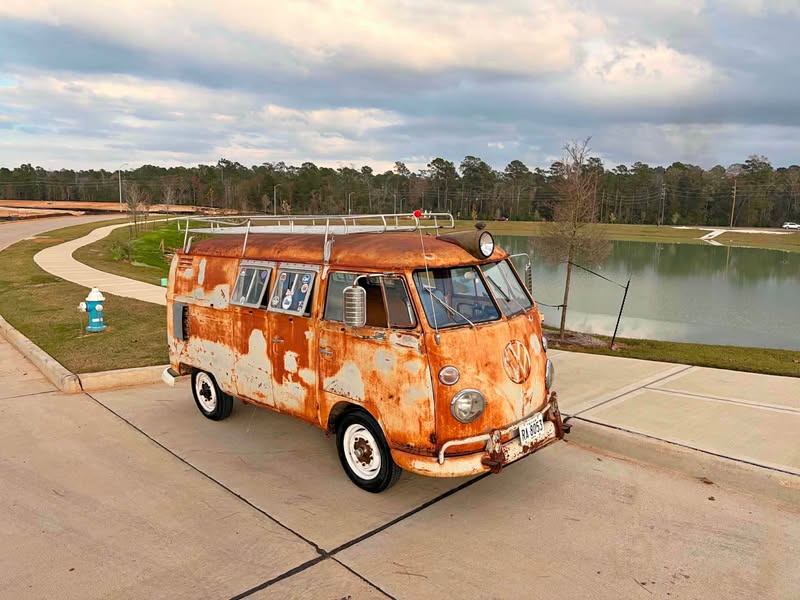 1963 Volkswagen bus