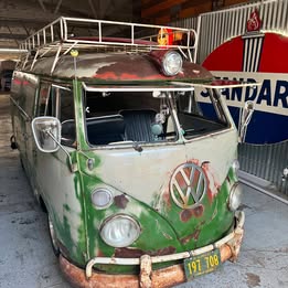 1963 Volkswagen panel bus type2