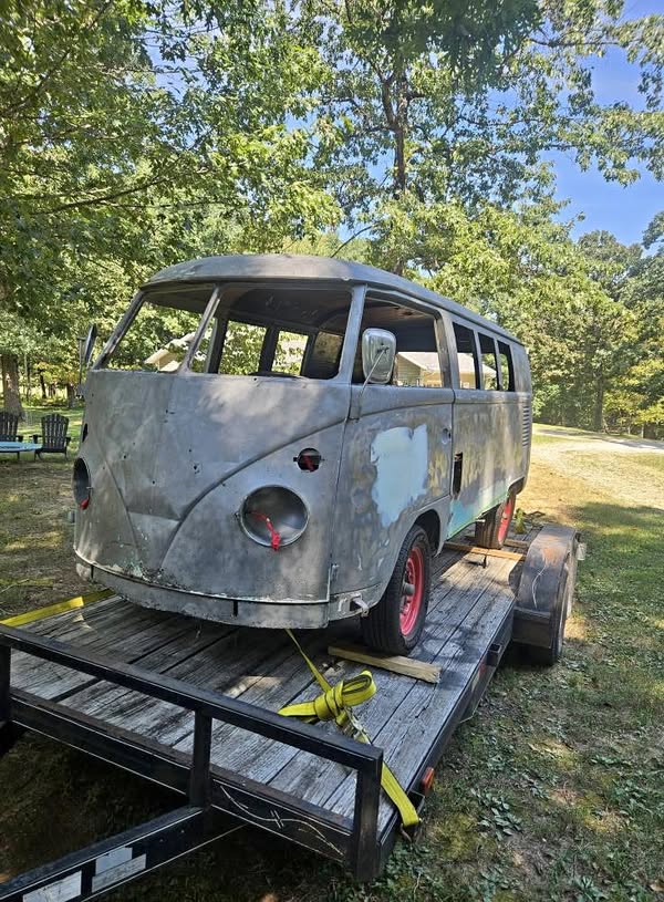1966 Volkswagen bus