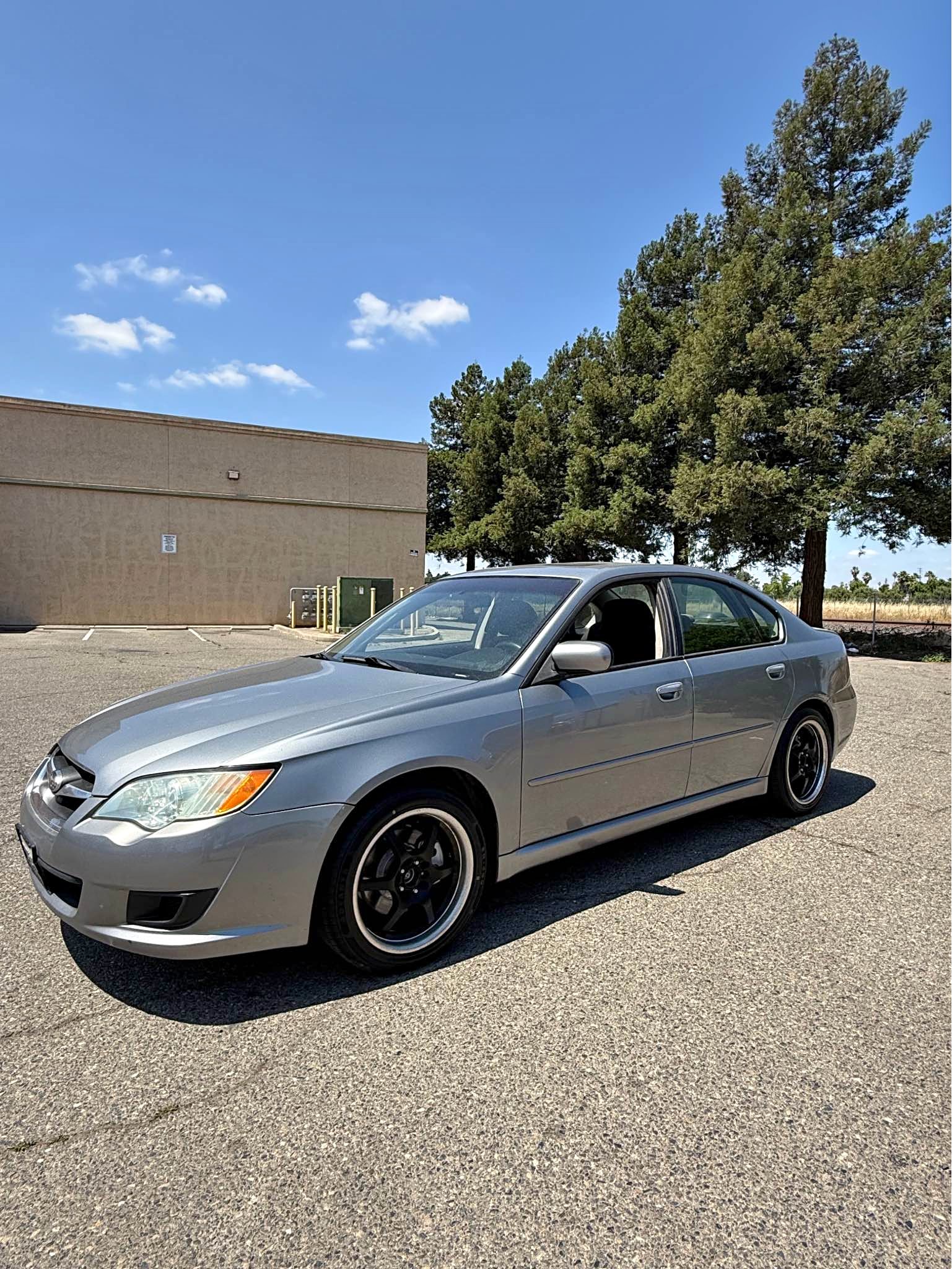 2009 Subaru Legacy - 2.5i Premium Sedan 4D
