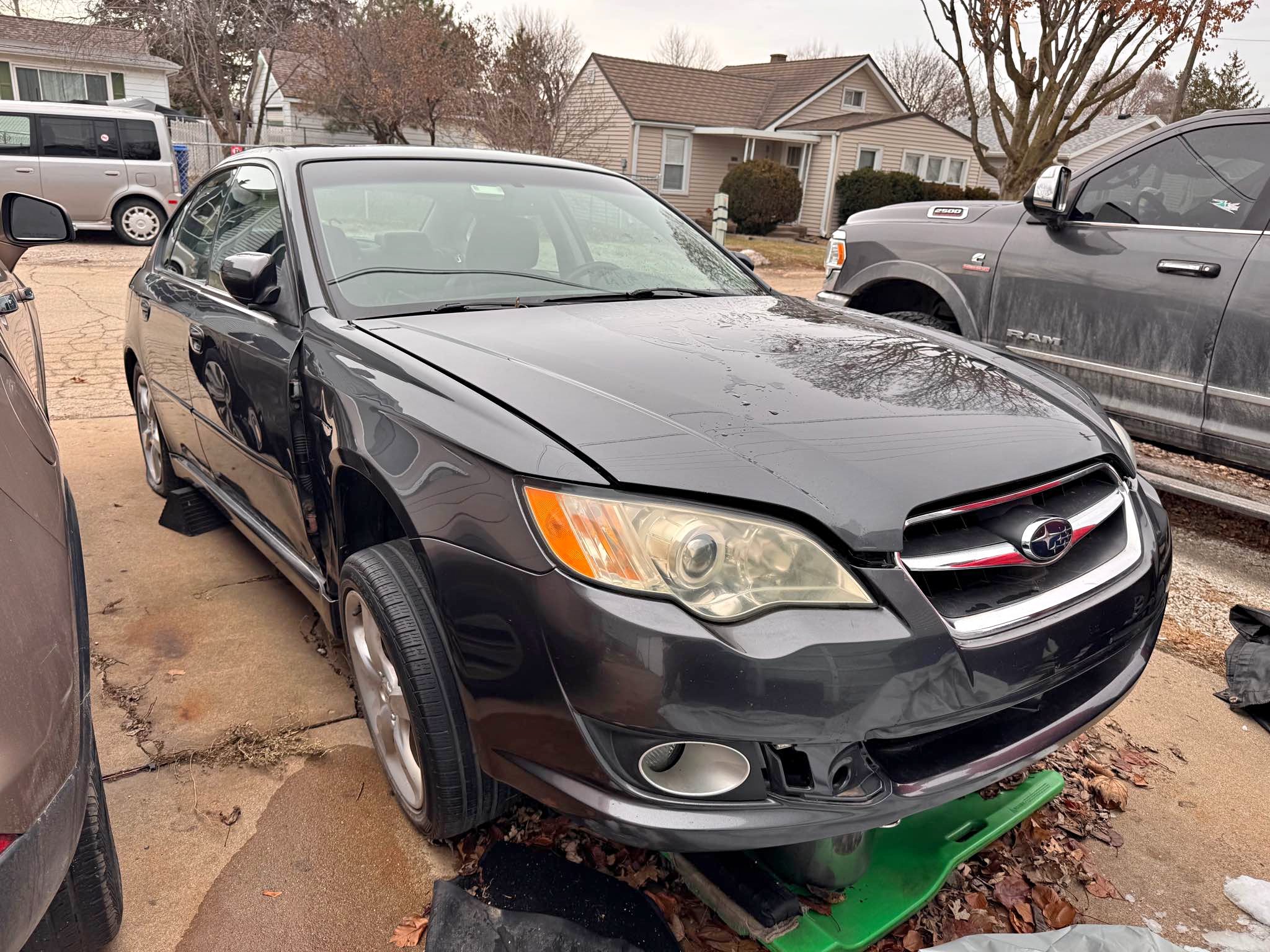 2009 Subaru Legacy - 2.5i Limited Sedan 4D