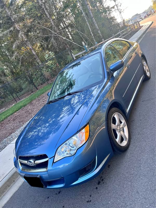2009 Subaru Legacy - 2.5i Limited Sedan 4D