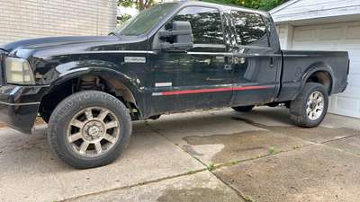 2007 Ford F350 Super Duty Crew Cab - Lariat Pickup 4D 6 3\/4 ft