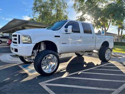 2007 Ford F250 Super Duty Crew Cab - Lariat Pickup 4D 6 3\/4 ft