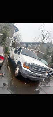 2001 Ford E350 Super Duty Cargo