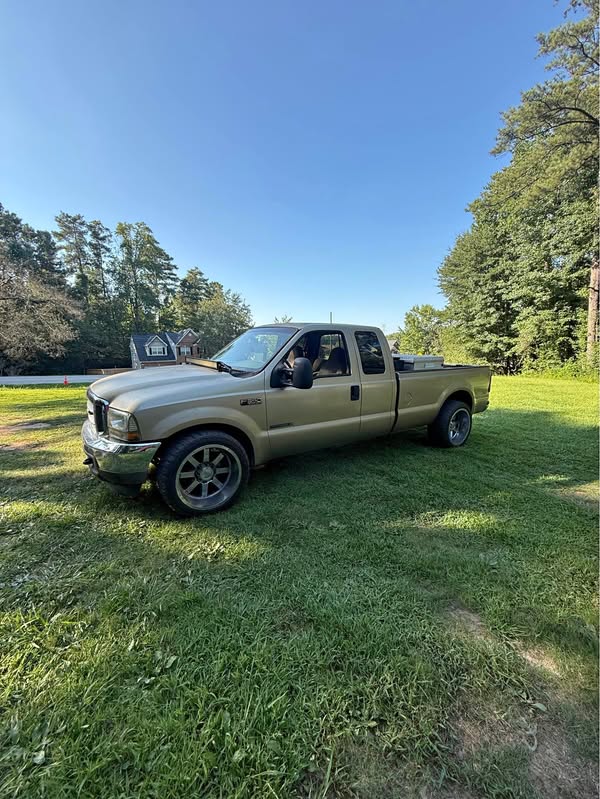 2000 Ford F350 Super Duty Crew Cab - Long Bed