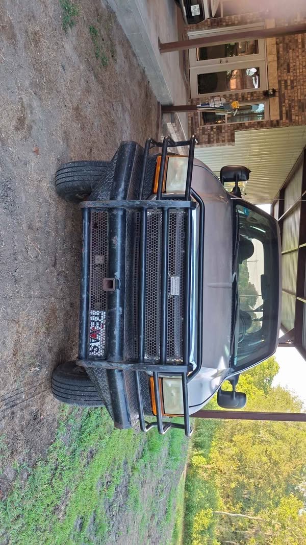 1999 Ford F350 Super Duty Crew Cab - XLT Pickup 4D 6 3\/4 ft