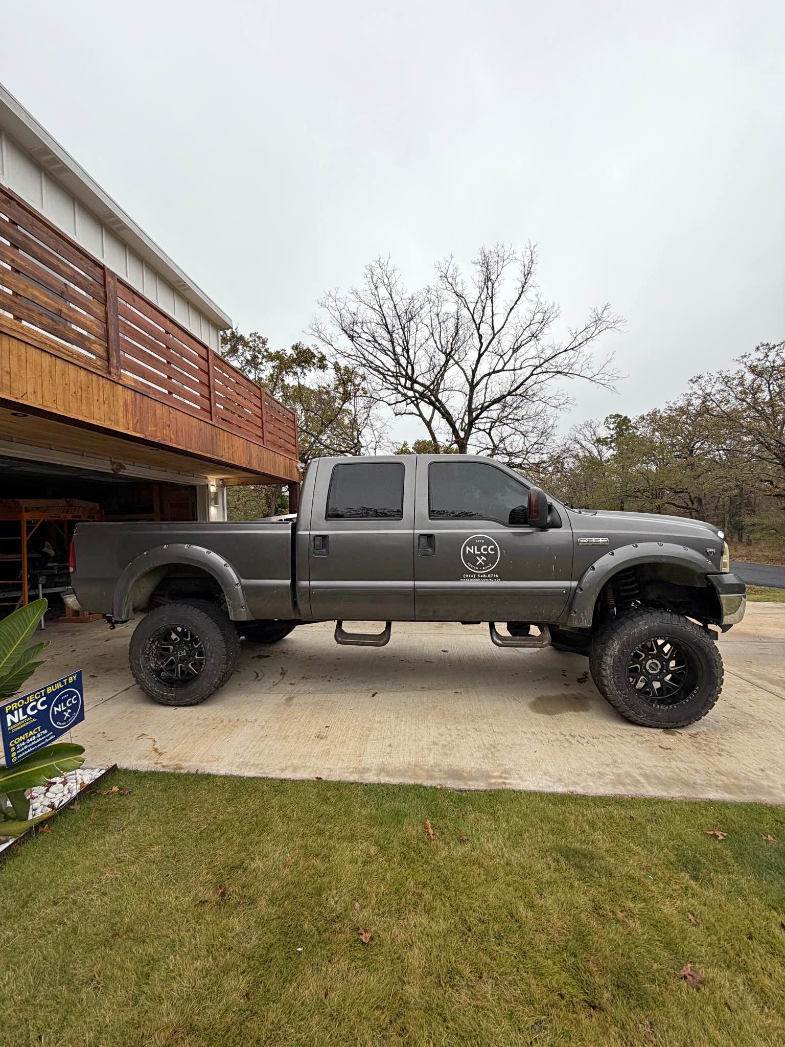 2006 Ford F250 Super Duty Crew Cab - XLT